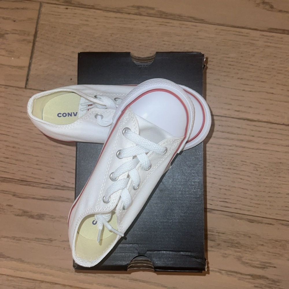 Infant size 10 Converse